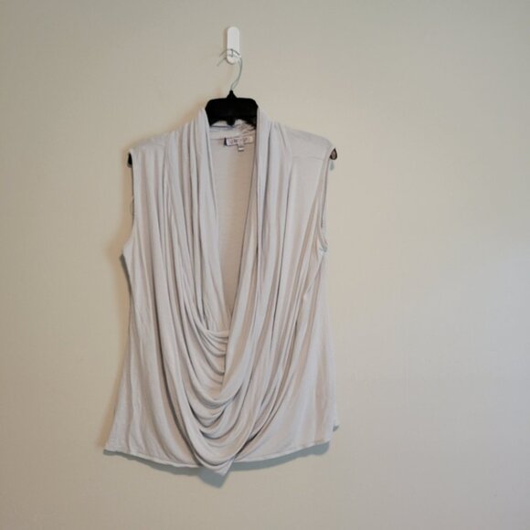 Jennifer Lopez Sleeveless Top Light Gray Size Large - Picture 1 of 4